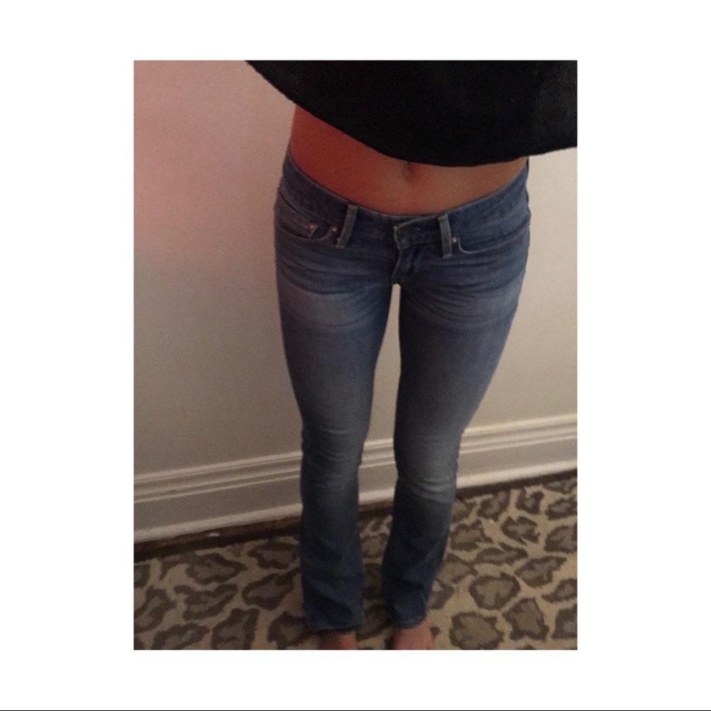 Lighter wash small bootcut Levi’s